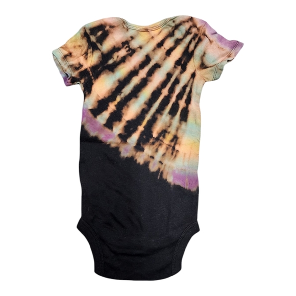New Gerber Baby Reverse Tie Dye Bodysuit Handmade 12 Months - Picture 2 of 5